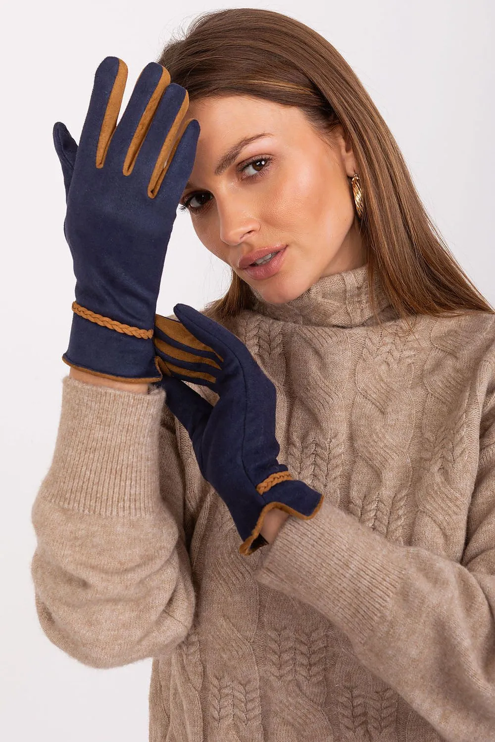 A.T. European Elegant Women's Winter Gloves with Decorative Braids on Wrist