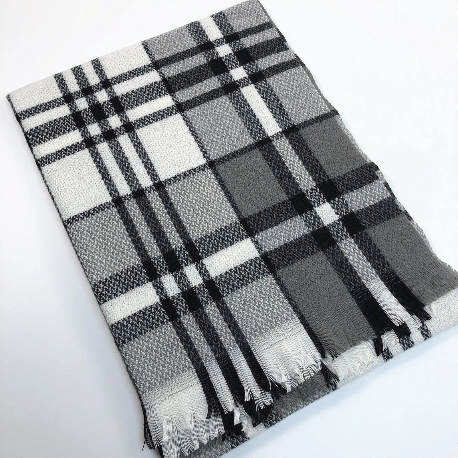 D&W Long Plaid blanket Scarf