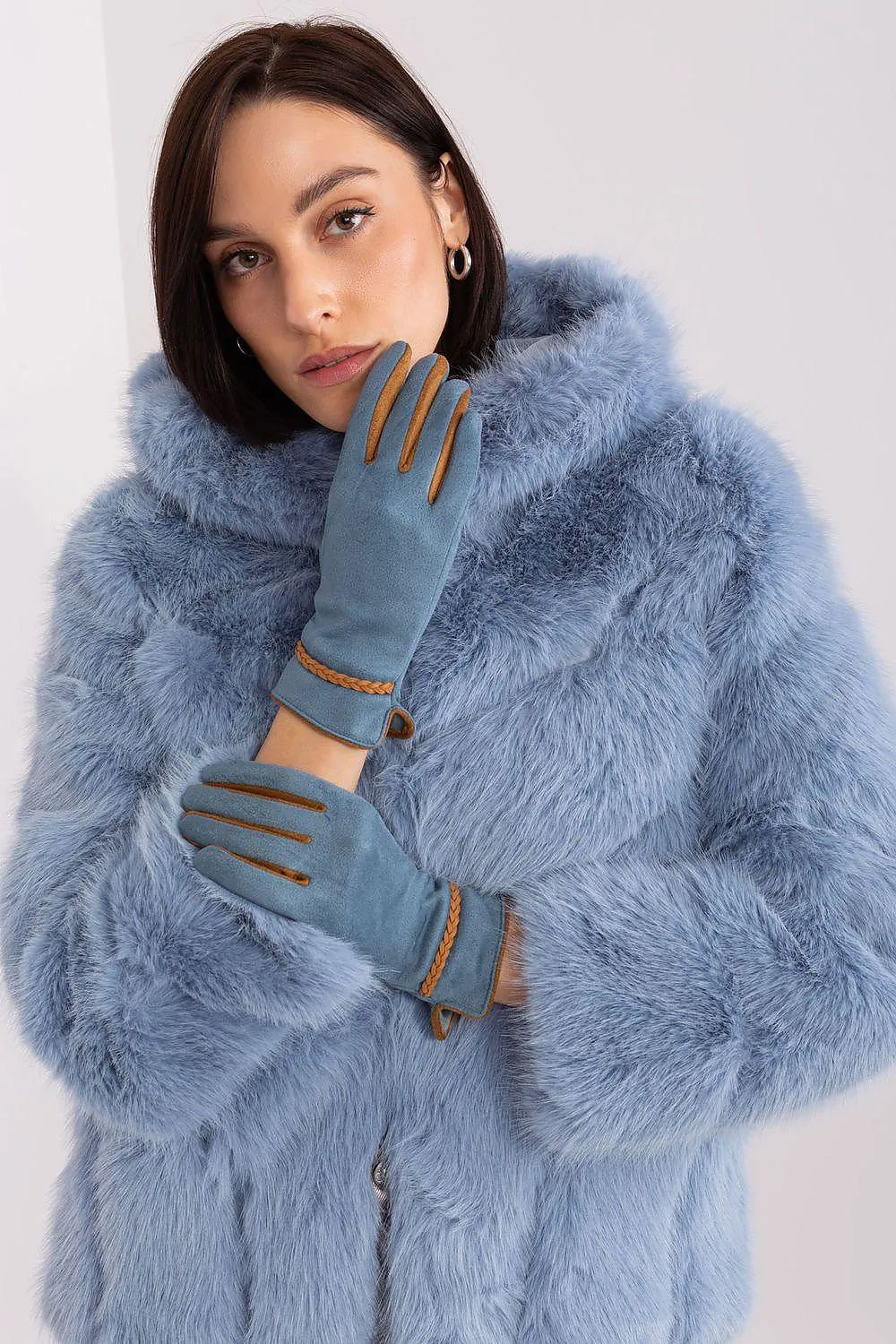 Elegant Floral Touchscreen Gloves