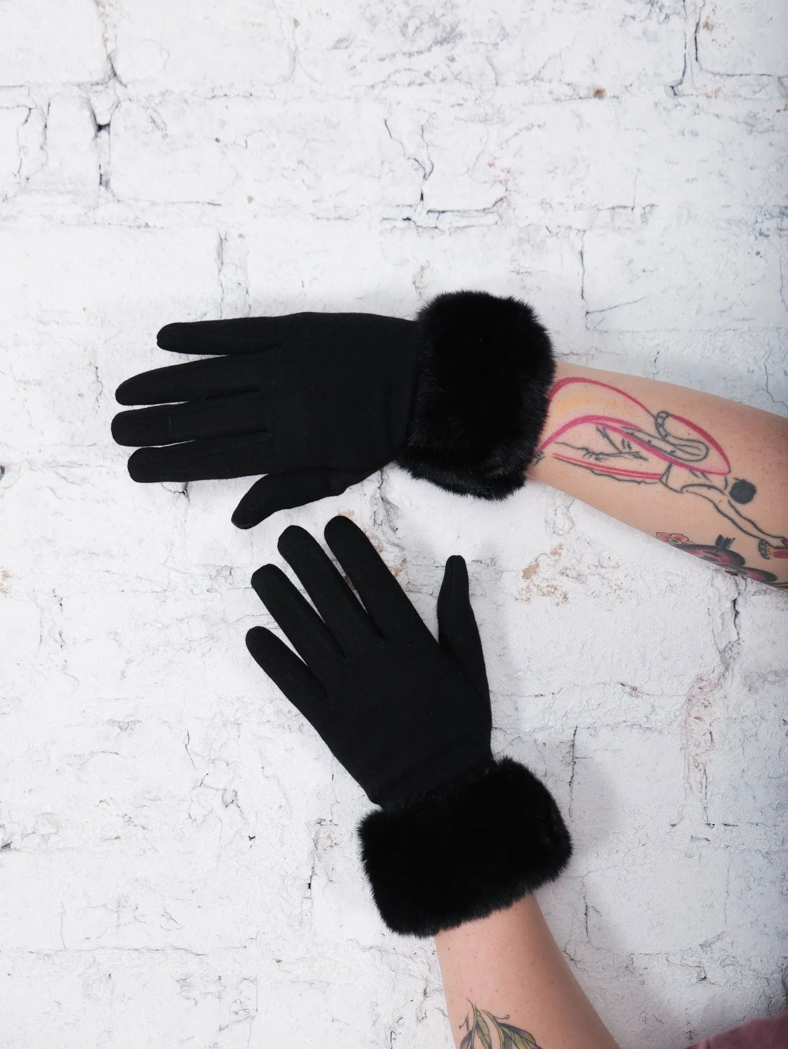 Holding Hands Gloves