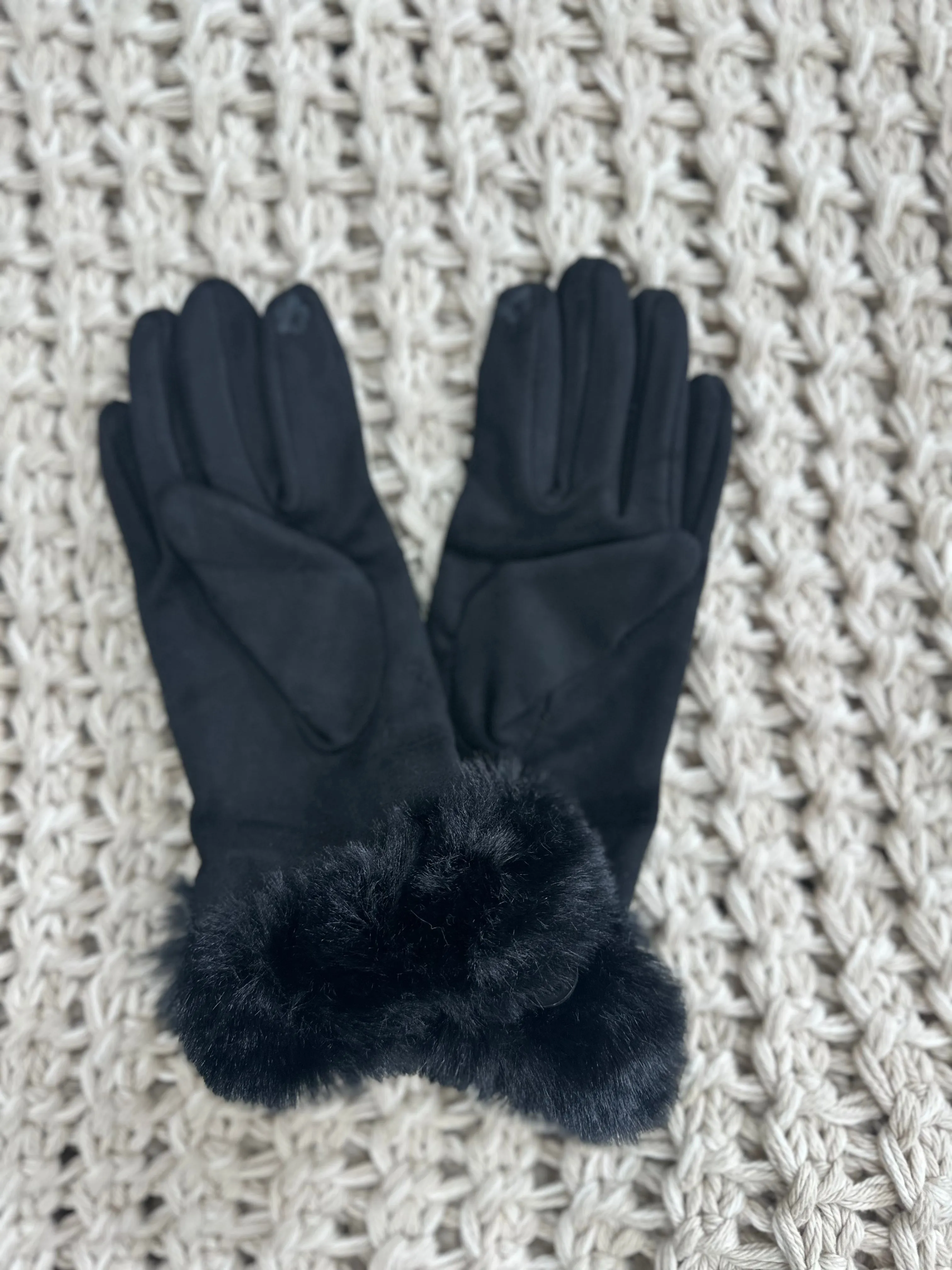 Snowbunny Suede Gloves